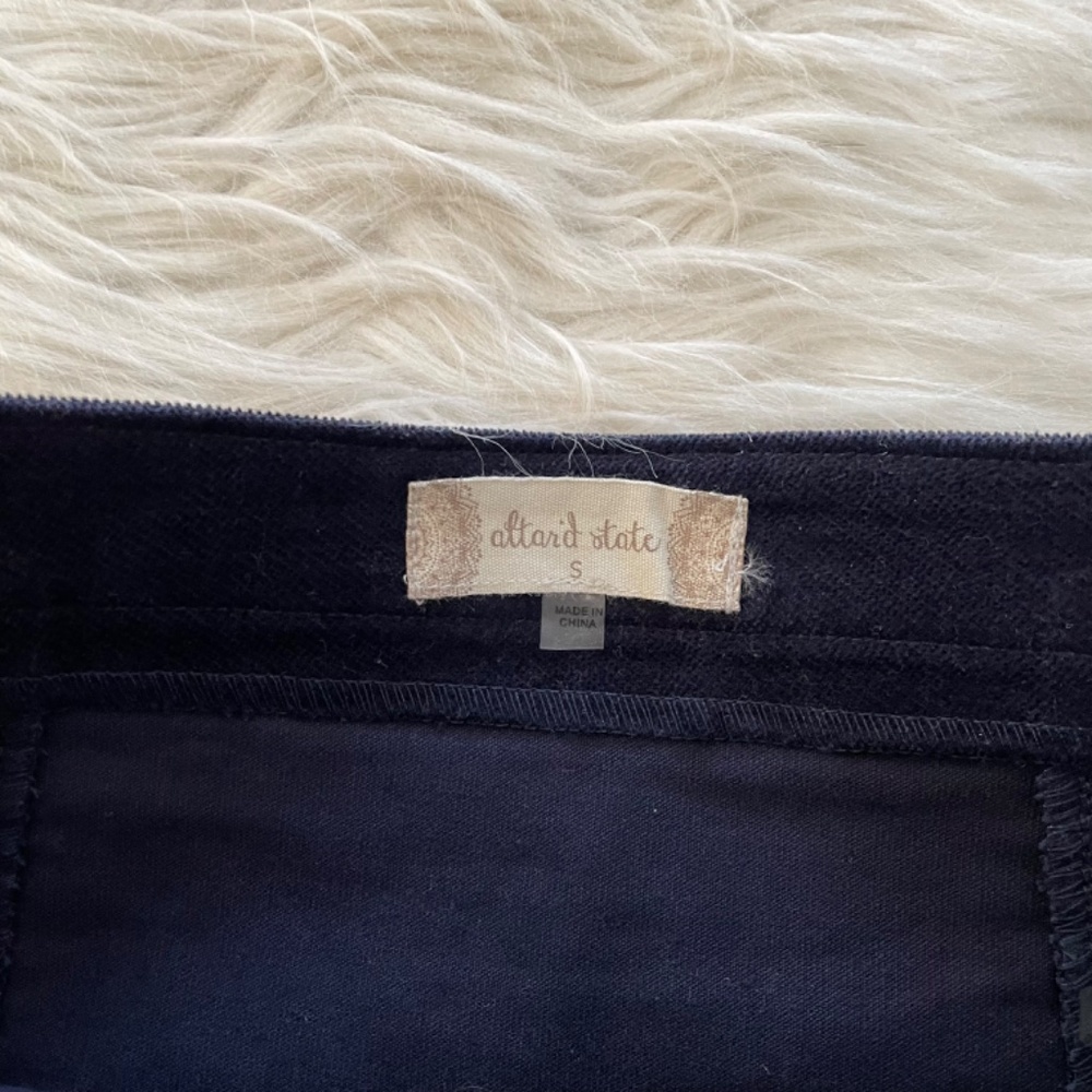 Altar’s state blue velvet like button mini skirt - Picture 4 of 9
